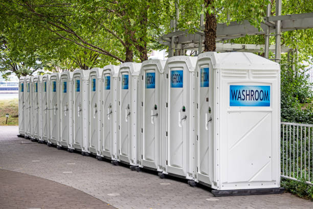 Best Portable bathroom rental  in Whitestown, IN
